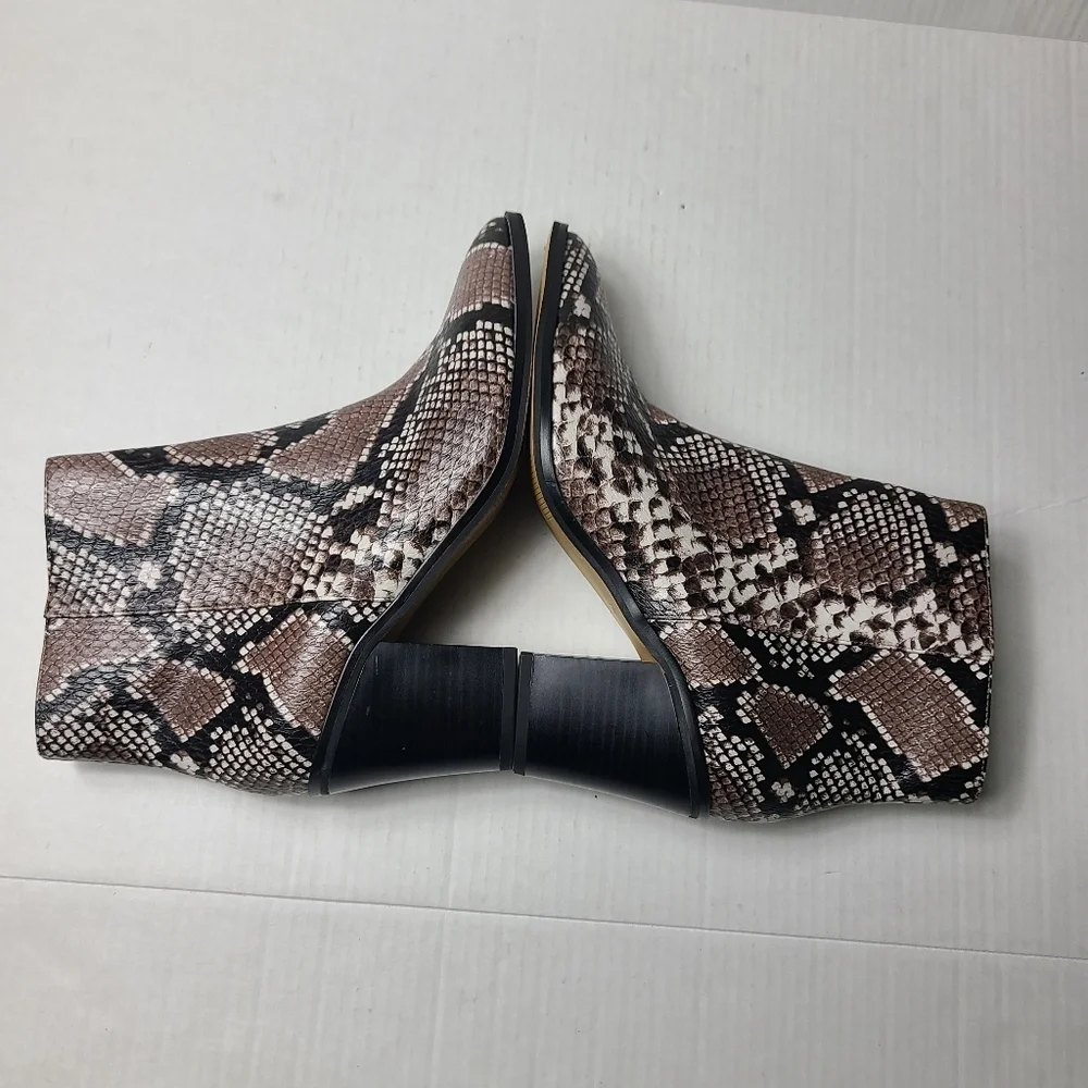 NEW 14TH & UNION braxten snakeskin booties
